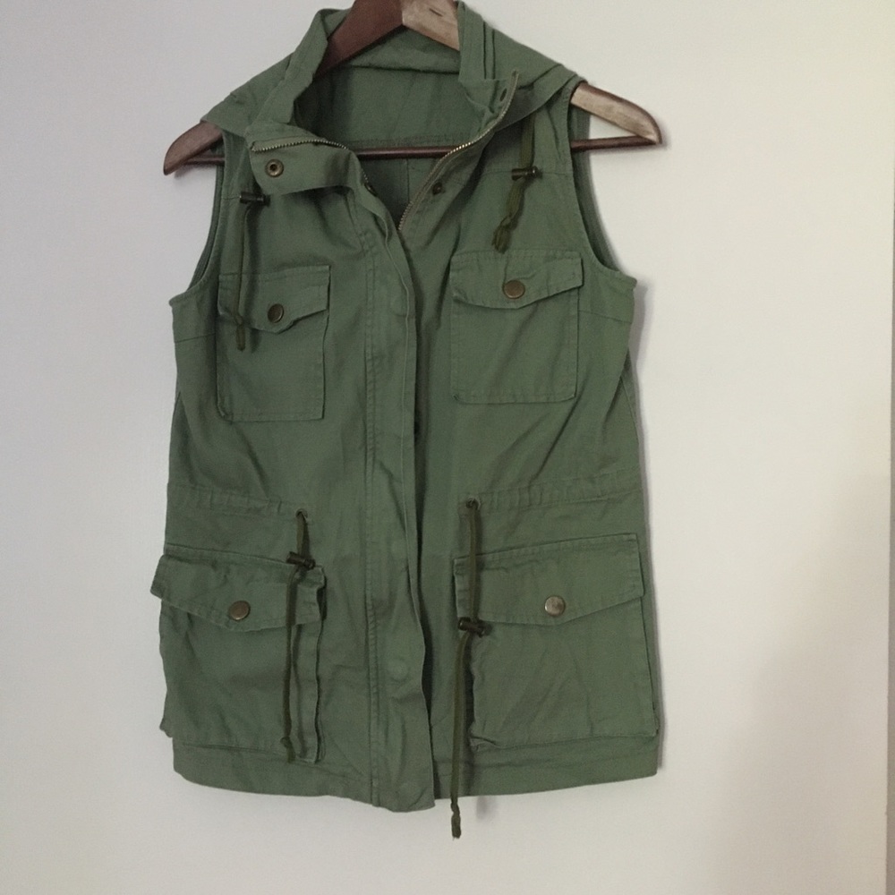 Cargo vest